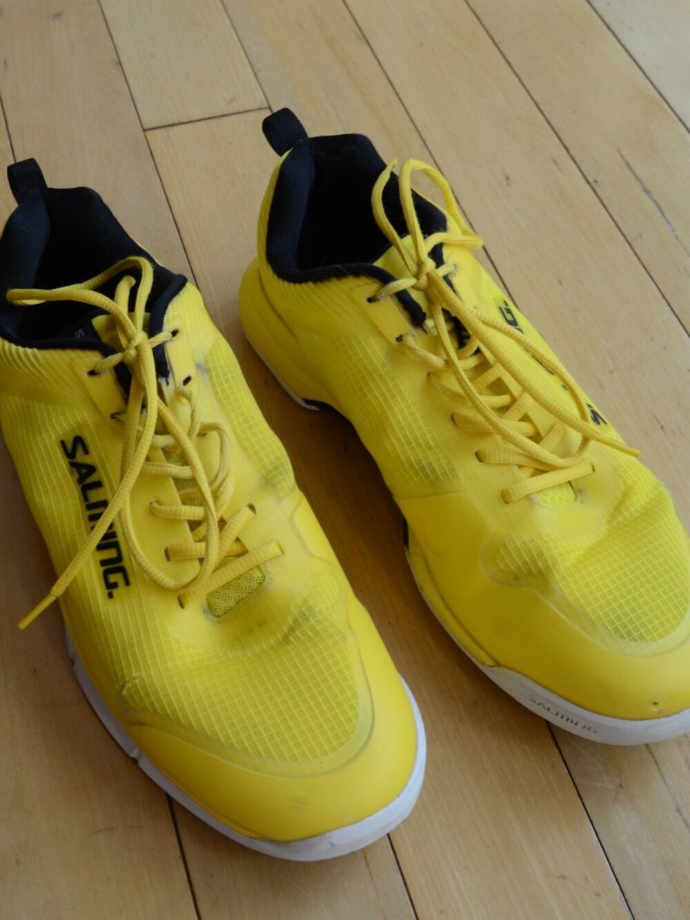 Salming Viper Pro yellow and black indoor court shoes Men 10.5